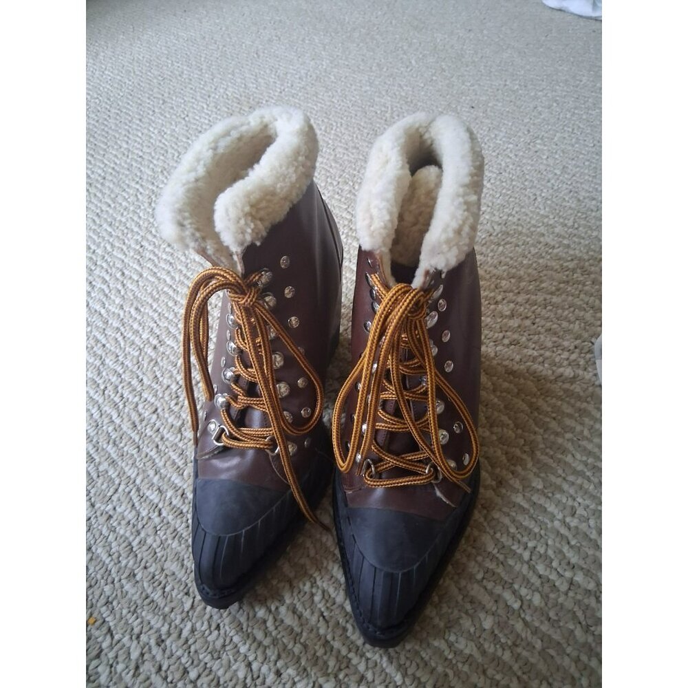 Chloe Rylee Shearling-lined leather ankle boots EU size 40, 9 - Picture 2 of 4